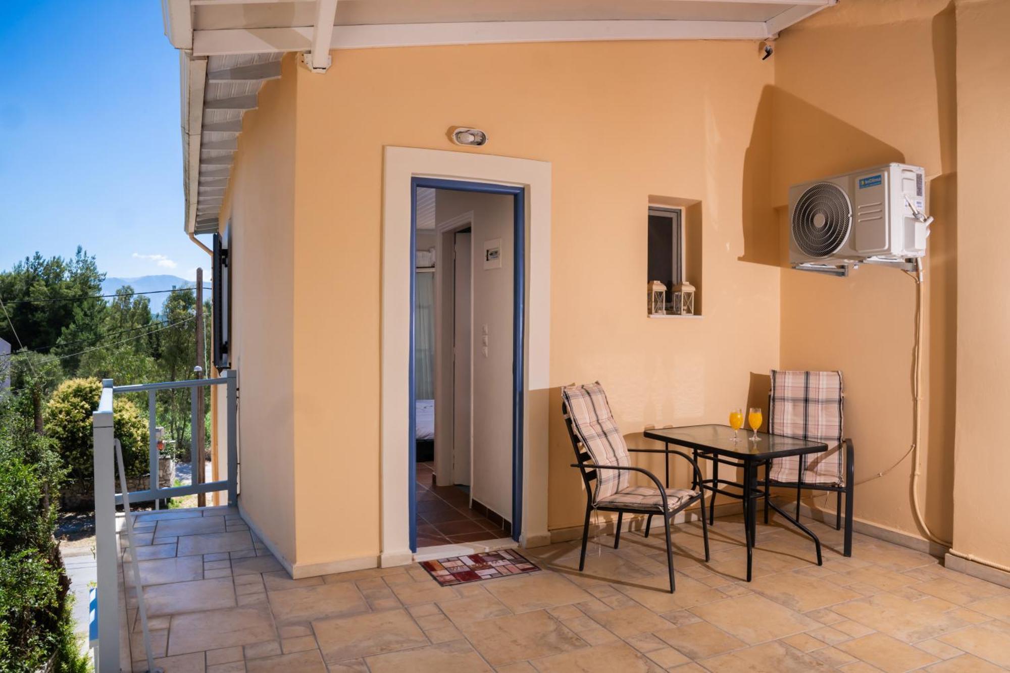 Ionio Hotel Nikiana Exterior foto